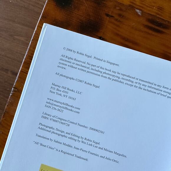 All About Cities ABC In Miami English/Spanish Hardcover Book - Picture 2 of 7